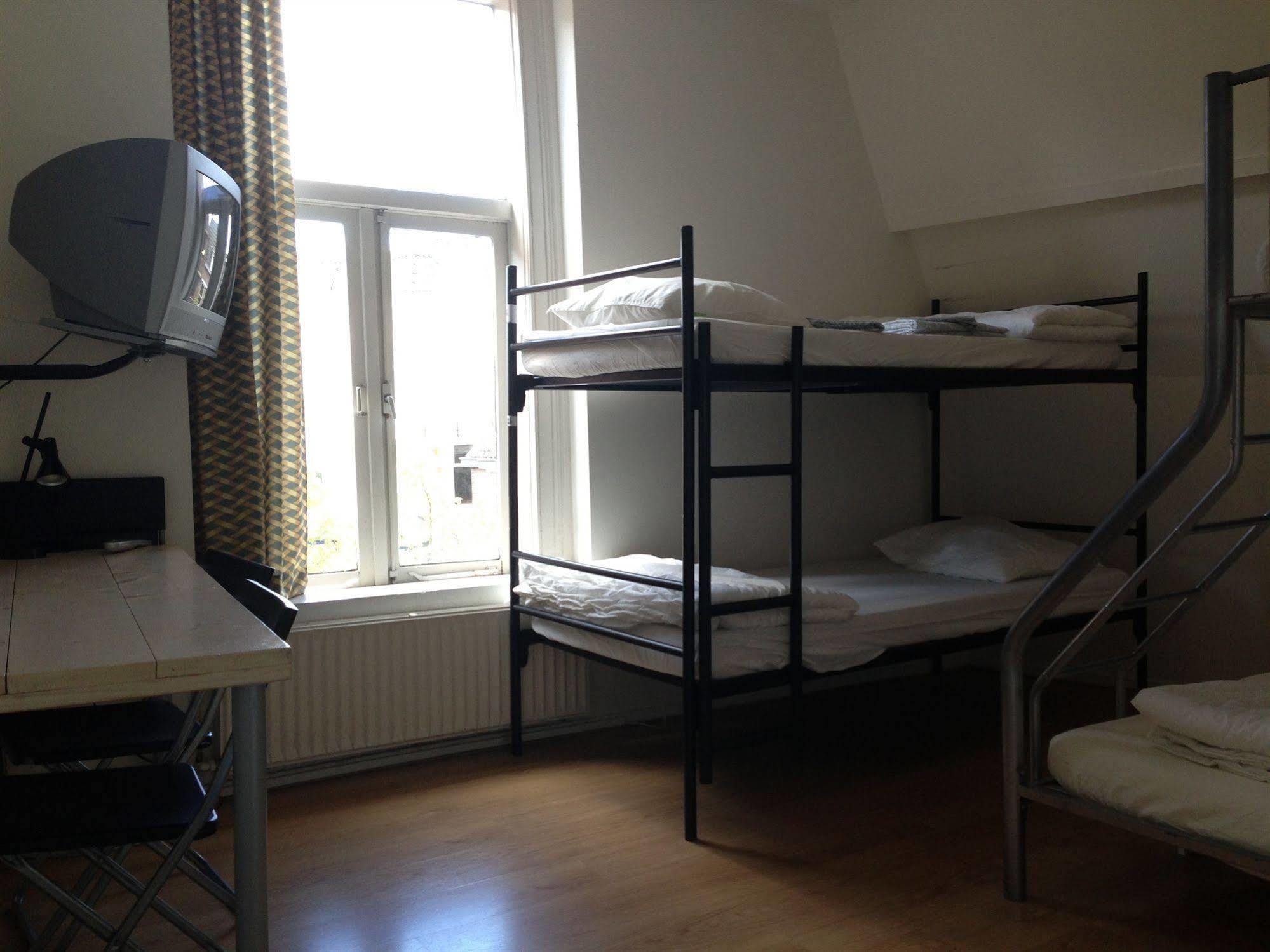 Stone Hotel & Hostel Утрехт Екстер'єр фото