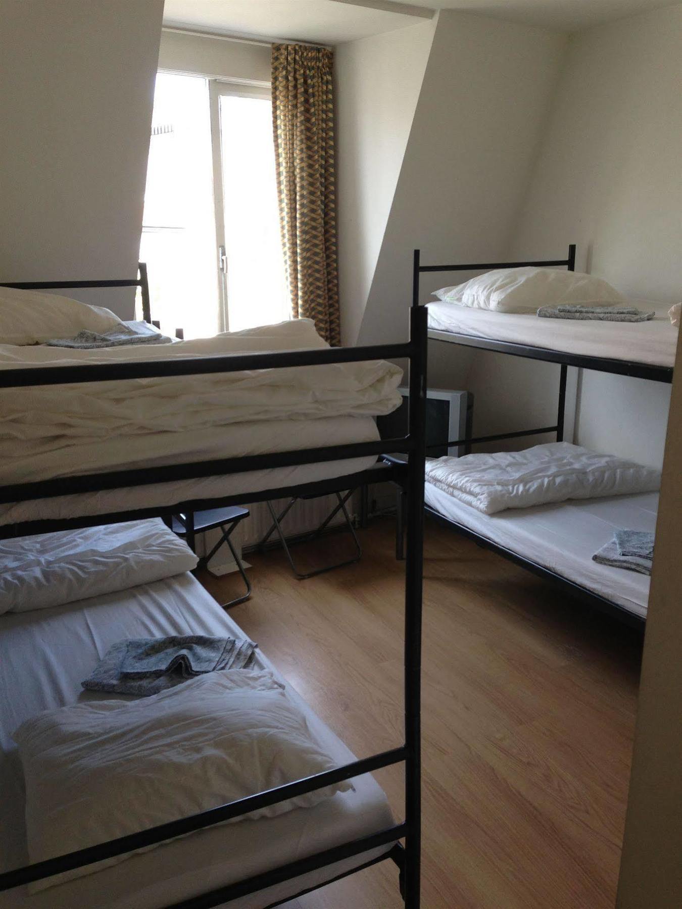 Stone Hotel & Hostel Утрехт Екстер'єр фото